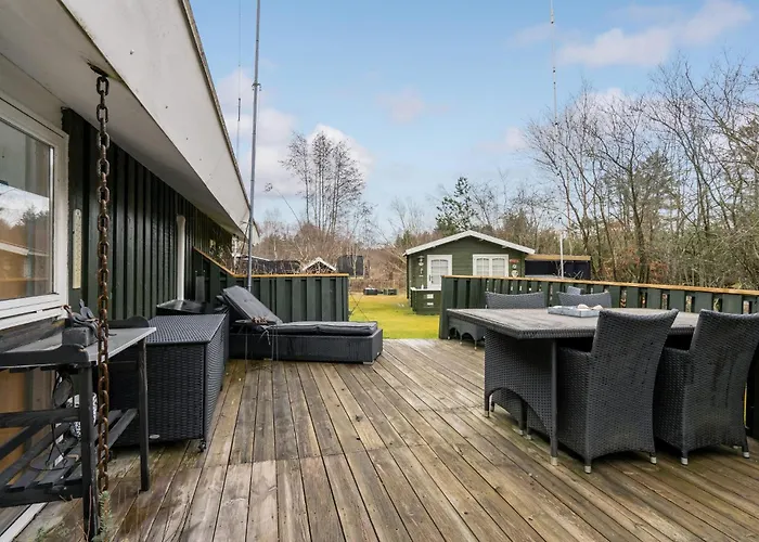 Lovely In With Kitchen Prázdninový dům *